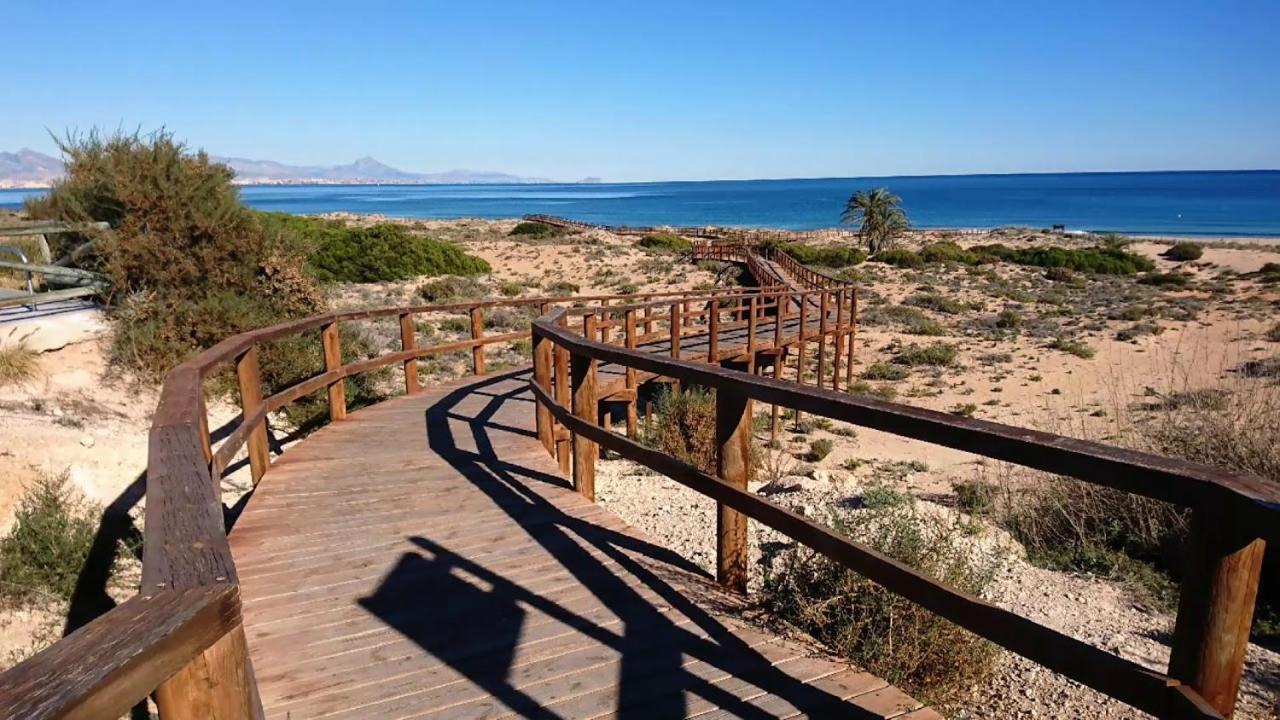Sunny Beach Retreat Santa Pola Eksteriør bilde